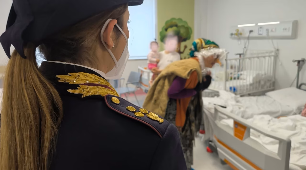 Un interne en médecine quitte son service aux urgences le jour de Noël : la justice statue sur son départ