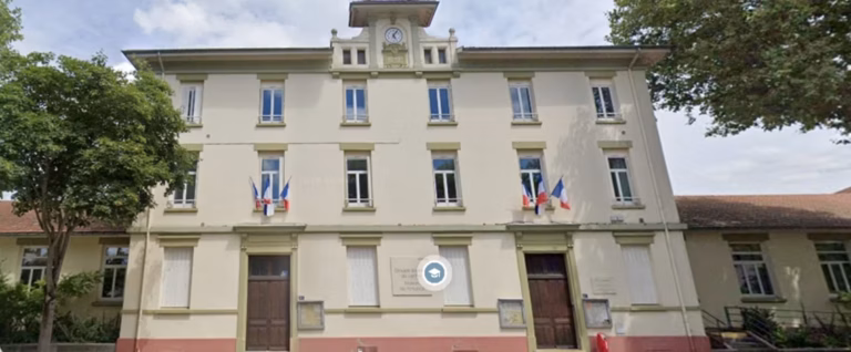 Offre d&rsquo;Emploi : Médecin en Médecine Polyvalente (H/F) à Saint-Jean-de-Maurienne (73300) sur Figaro Emploi