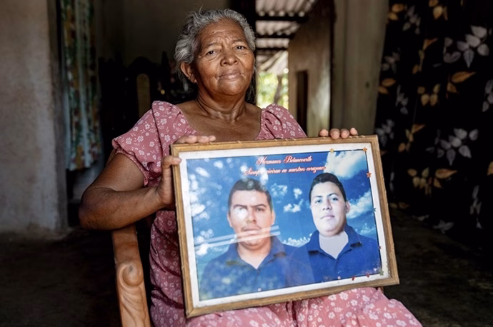 Meurtre de Sonia B. : corps calciné, douleur familiale et deux gardes à vue – Retour détaillé sur cette affaire tragique
