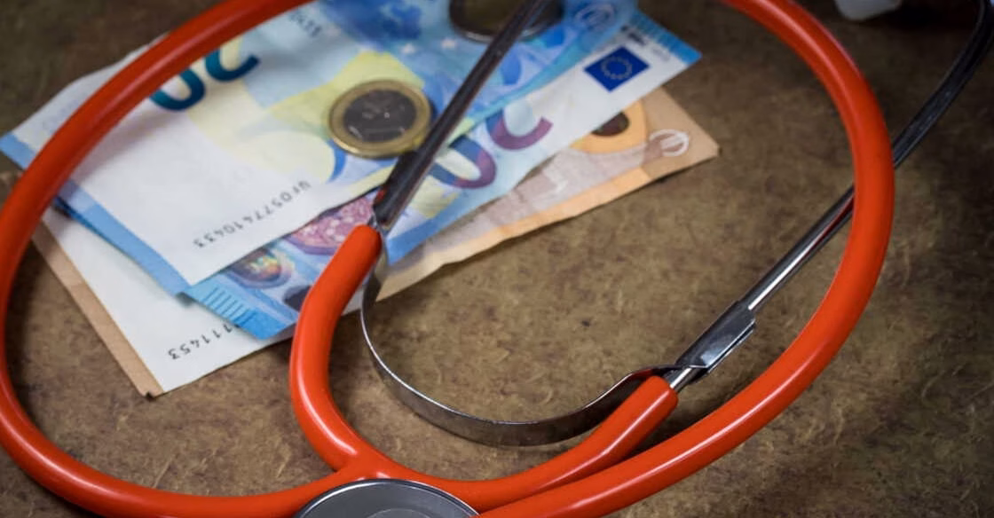 Prépas privées en médecine : un investissement pouvant atteindre 6 500 € pour maximiser vos chances au concours PASS
